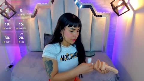 Domelipa  online show from December 15, 2025, 11:58 am