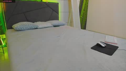 Vera online show from March 31, 2026, 2:02 am