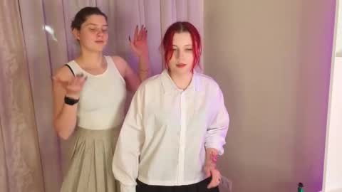 Kate and Anna online show from October 10, 2025, 4:50 pm
