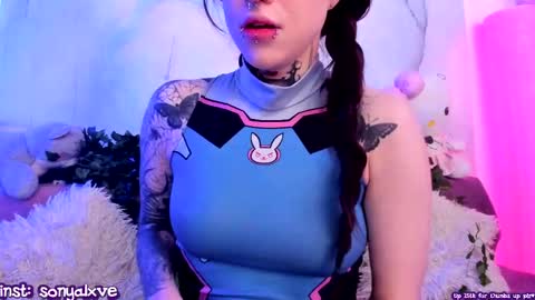 Sonya online show from February 14, 2025, 6:34 am