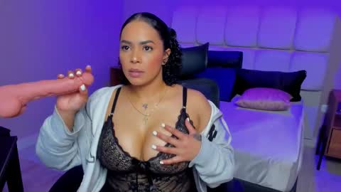 Snapshot of vero_milff chatting on November 29, 2025, 7:50 pm Vero online show from November 29, 2025, 7:50 pm