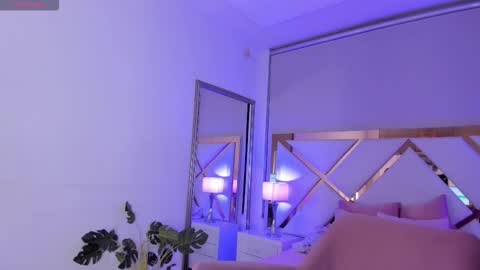 Snapshot of verokax chatting on December 21, 2025, 4:08 am Vero online show from December 21, 2025, 4:08 am