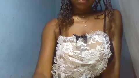 Snapshot of verolla31 chatting on December 20, 2024, 3:31 pm verolla31 online show from December 20, 2024, 3:31 pm