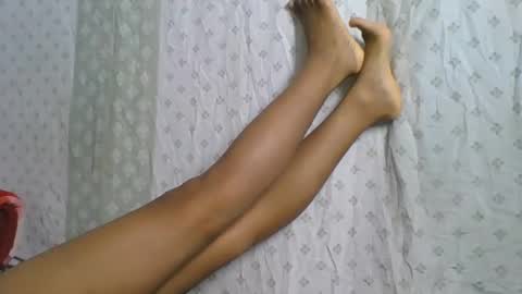 Snapshot of verolla31 chatting on September 30, 2025, 11:37 am verolla31 online show from September 30, 2025, 11:37 am