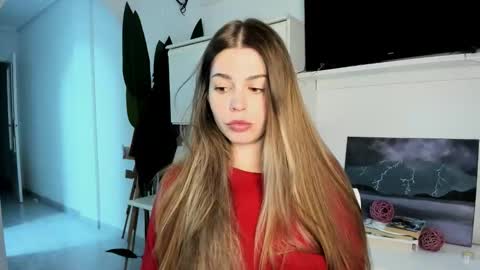 Lolitalolz online show from November 23, 2025, 9:58 pm