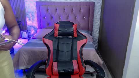 VERONICA online show from April 17, 2026, 1:36 pm