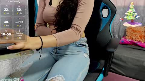 Veronica online show from December 6, 2024, 12:16 pm