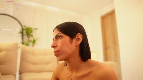 Veronica online show from December 10, 2024, 3:22 pm