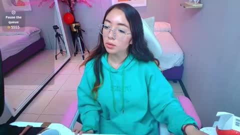 veronica online show from February 19, 2026, 7:32 pm