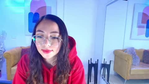 Snapshot of veronica_miiller chatting on May 4, 2026, 6:15 pm veronica online show from May 4, 2026, 6:15 pm