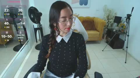 Snapshot of veronica_miiller chatting on May 18, 2026, 7:20 pm veronica online show from May 18, 2026, 7:20 pm