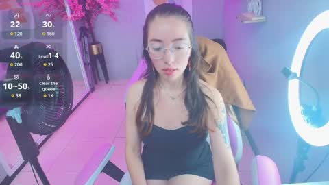 Snapshot of veronica_miiller chatting on May 22, 2026, 7:52 pm veronica online show from May 22, 2026, 7:52 pm