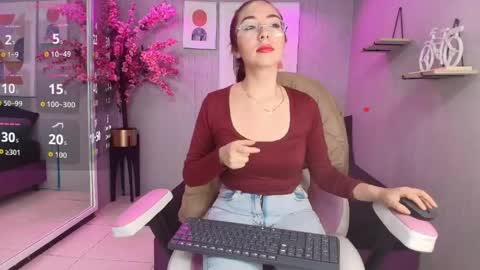 Snapshot of veronica_miiller chatting on May 26, 2026, 7:43 pm veronica online show from May 26, 2026, 7:43 pm