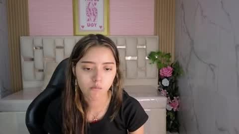 Snapshot of veronicaa_s chatting on May 21, 2026, 8:38 pm veronicaa_s online show from May 21, 2026, 8:38 pm