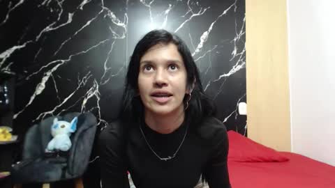 veronicabraum online show from September 23, 2025, 7:17 pm