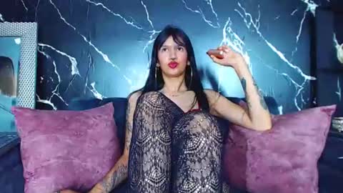 veronicabraum online show from October 21, 2025, 3:18 am