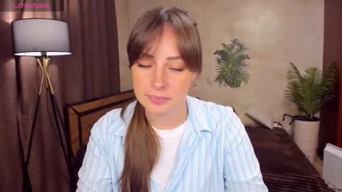 Veronica online show from October 11, 2025, 9:30 am