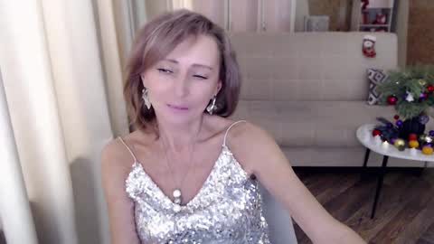 Snapshot of veronicagilbert chatting on January 3, 2025, 8:43 am Helen online show from January 3, 2025, 8:43 am