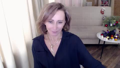 Snapshot of veronicagilbert chatting on January 5, 2025, 8:32 am Helen online show from January 5, 2025, 8:32 am