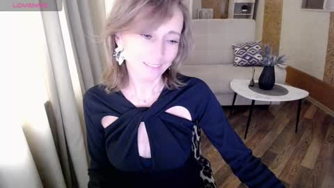 Snapshot of veronicagilbert chatting on January 19, 2025, 8:39 am Helen online show from January 19, 2025, 8:39 am