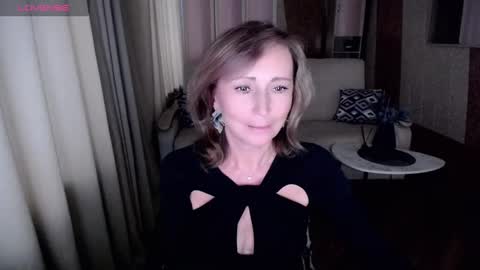 Snapshot of veronicagilbert chatting on January 19, 2025, 11:45 am Helen online show from January 19, 2025, 11:45 am