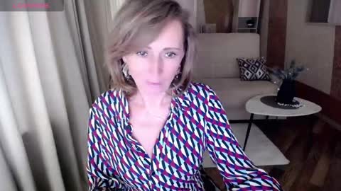 Snapshot of veronicagilbert chatting on January 31, 2025, 10:42 am Helen online show from January 31, 2025, 10:42 am
