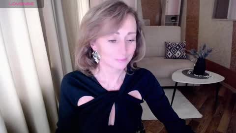 Snapshot of veronicagilbert chatting on February 1, 2025, 5:28 am Helen online show from February 1, 2025, 5:28 am