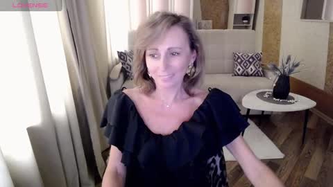 Snapshot of veronicagilbert chatting on February 1, 2025, 8:29 am Helen online show from February 1, 2025, 8:29 am