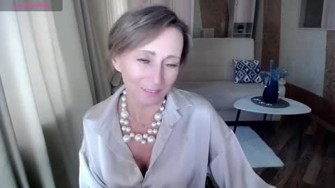 Snapshot of veronicagilbert chatting on February 10, 2025, 5:14 am Helen online show from February 10, 2025, 5:14 am
