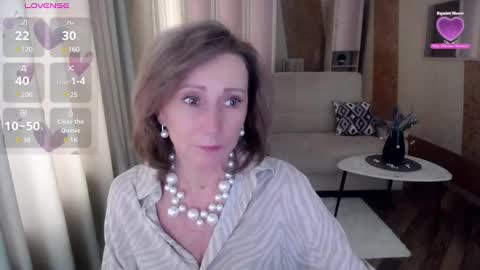 Snapshot of veronicagilbert chatting on February 12, 2025, 5:15 am Helen online show from February 12, 2025, 5:15 am