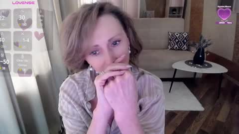 Snapshot of veronicagilbert chatting on February 12, 2025, 11:18 am Helen online show from February 12, 2025, 11:18 am