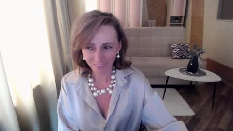 Snapshot of veronicagilbert chatting on February 16, 2025, 8:54 am Helen online show from February 16, 2025, 8:54 am