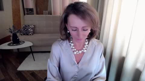 Snapshot of veronicagilbert chatting on February 21, 2025, 8:29 am Helen online show from February 21, 2025, 8:29 am