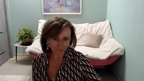 Snapshot of veronicagilbert chatting on March 11, 2025, 11:23 am Helen online show from March 11, 2025, 11:23 am