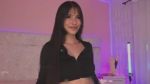 Vero  online show from April 18, 2026, 5:17 pm