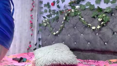 Snapshot of veronicaqueen2 chatting on September 23, 2025, 7:28 pm veronicaqueen2 online show from September 23, 2025, 7:28 pm