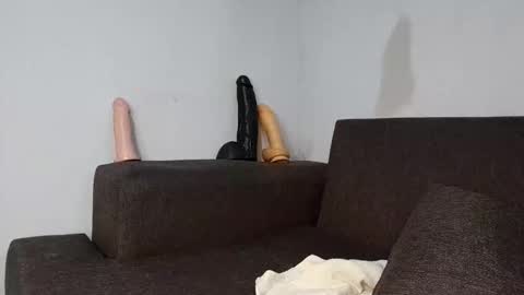 veronicaredonda online show from October 4, 2025, 9:35 pm