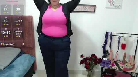 veroniicabbw_ online show from April 1, 2026, 2:36 pm
