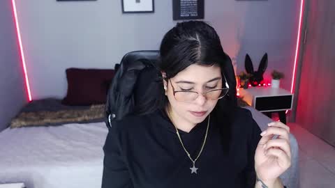 Miss Veronika online show from February 1, 2025, 7:02 pm