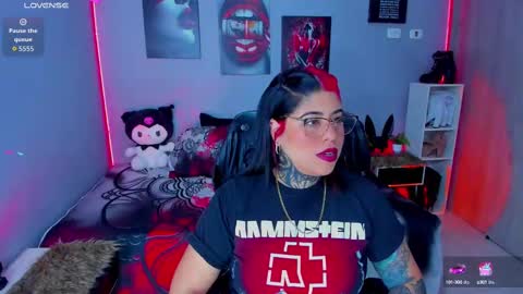 Miss Veronika online show from September 29, 2025, 11:04 am