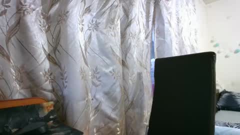 veronika_xi online show from November 25, 2025, 7:19 am