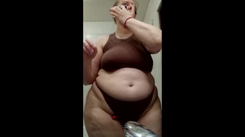 VeronikawGold online show from April 21, 2026, 3:02 am