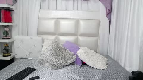 Snapshot of verosantana1 chatting on February 26, 2025, 1:11 am Vernica online show from February 26, 2025, 1:11 am