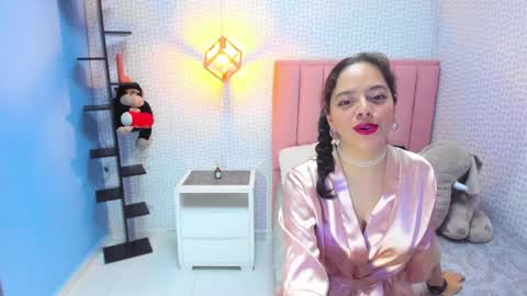 Snapshot of verostone1 chatting on September 19, 2025, 3:30 am VEROS online show from September 19, 2025, 3:30 am