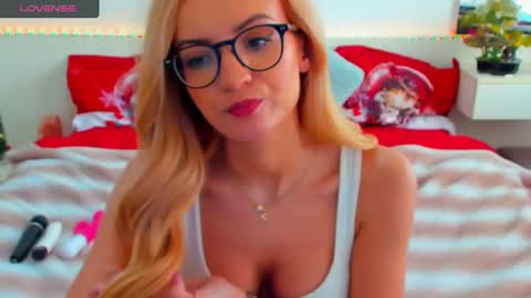 VerraSweet4u online show from February 9, 2025, 6:43 am