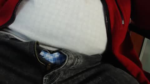 Erik online show from February 26, 2025, 3:41 pm