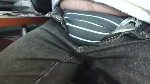 Snapshot of verylittletiny chatting on February 19, 2026, 8:49 pm Erik online show from February 19, 2026, 8:49 pm