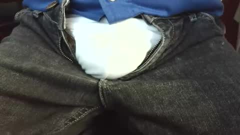 Snapshot of verylittletiny chatting on February 23, 2026, 7:50 am Erik online show from February 23, 2026, 7:50 am