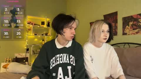 veryraretwins online show from October 20, 2025, 7:58 pm