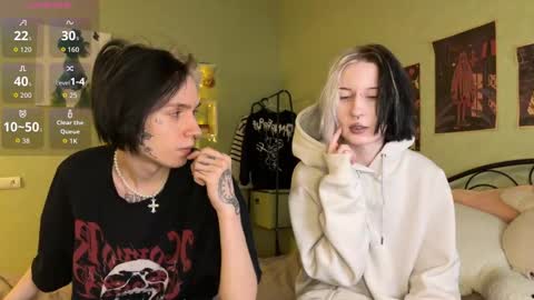 veryraretwins online show from November 26, 2025, 2:12 am